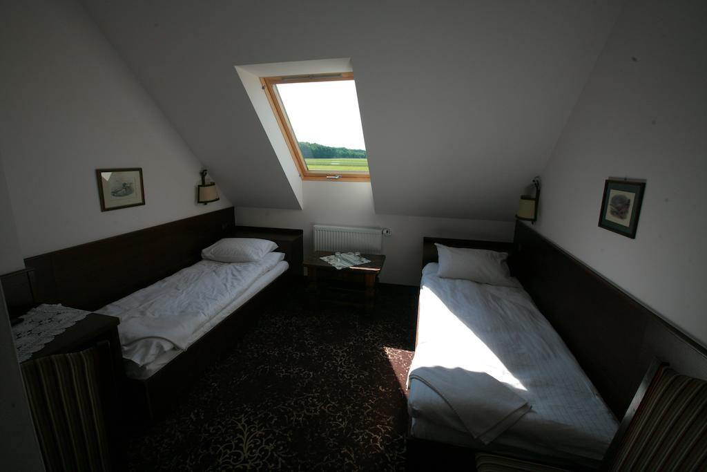 Motel Klara Sobotka  Kamer foto