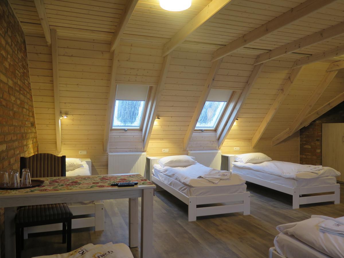 Motel Klara Sobotka  Buitenkant foto
